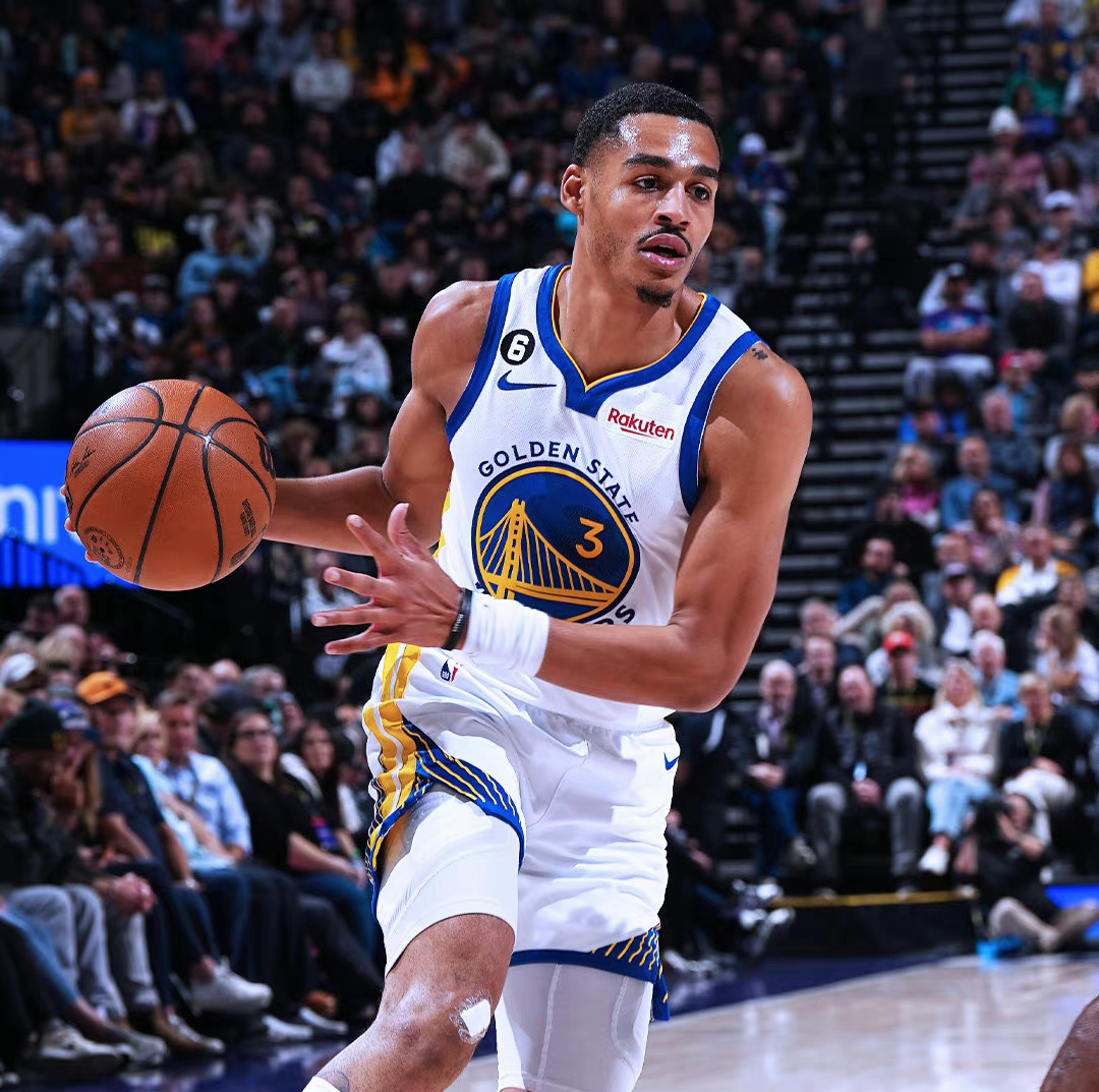 爵士遭遇勇士逆转,惨失胜利 爵士遭遇勇士逆转,惨失胜利