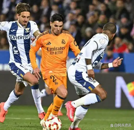 皇马险胜莱加内斯,巴萨遇到阻碍 皇马险胜莱加内斯,巴萨遇到阻碍