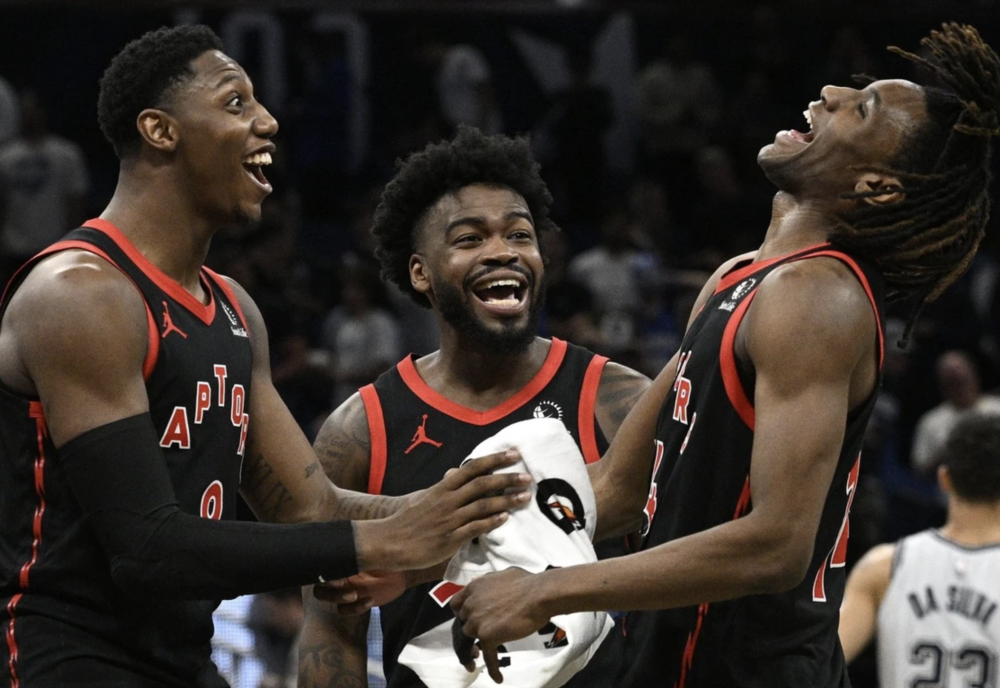 快船逆转鹈鹕,士气大振 快船逆转鹈鹕,士气大振