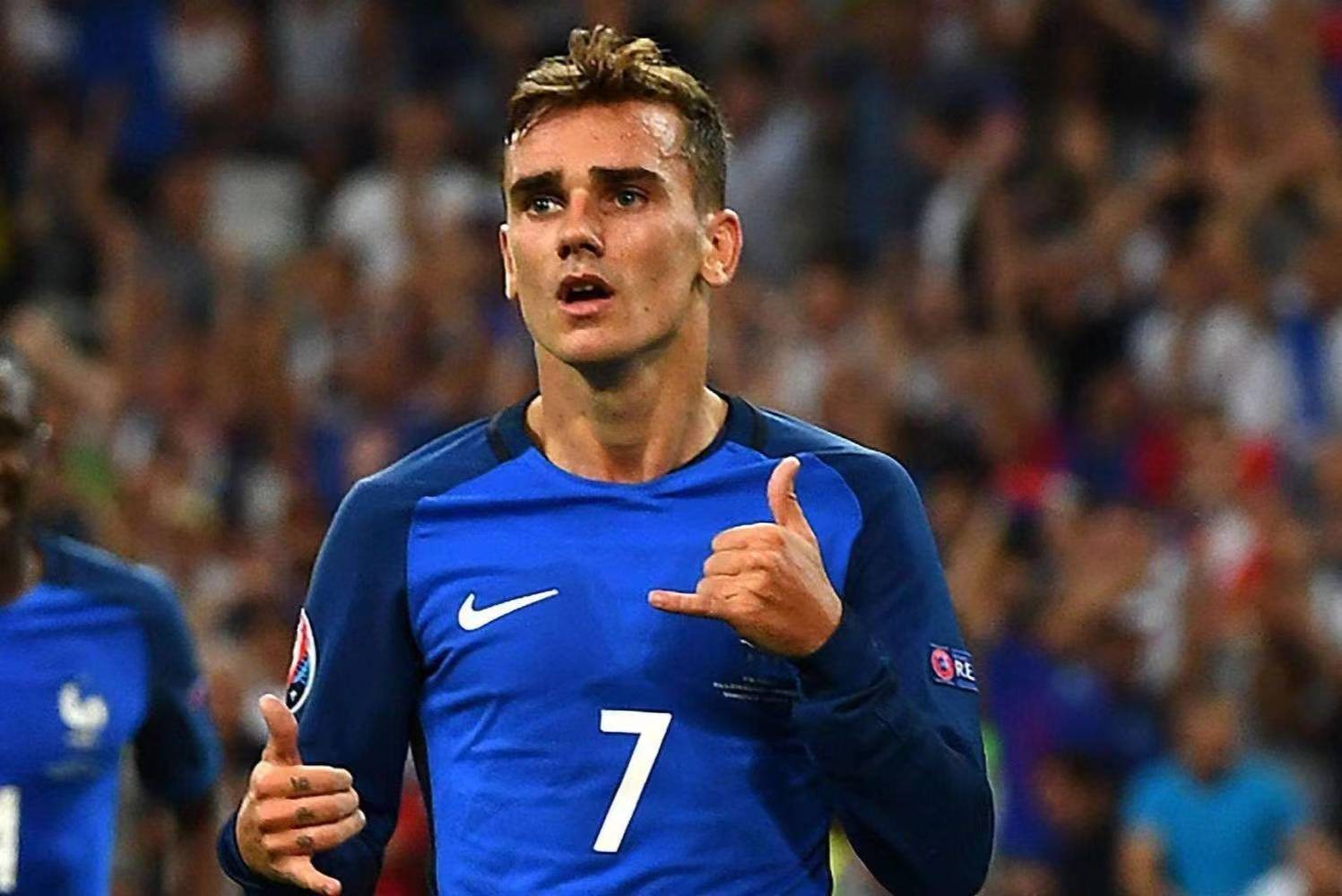 关于法国队在国际舞台上取得耀眼战绩的信息 关于法国队在国际舞台上取得耀眼战绩的信息